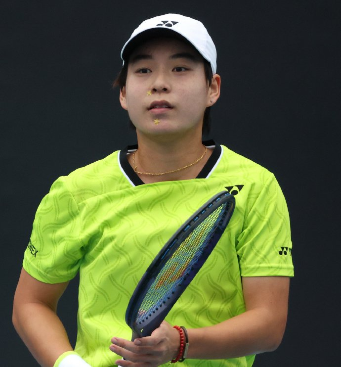 球探体育-澳网首日中国二将出战，门大师携小米辣登顶，资格赛球员又夺冠|北京|恩贝尔|男单决赛|阿丽娜·萨巴伦卡|拉杜卡努_新浪体育_新浪新闻