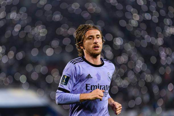 足球比分直播-皇马赢球进决赛苦乐参半，缺兵少将魔鬼赛程才开头